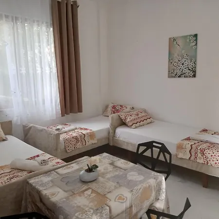 Prime Guest house *